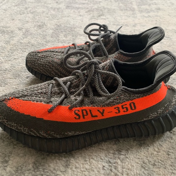 Yeezy Boost 350 V2